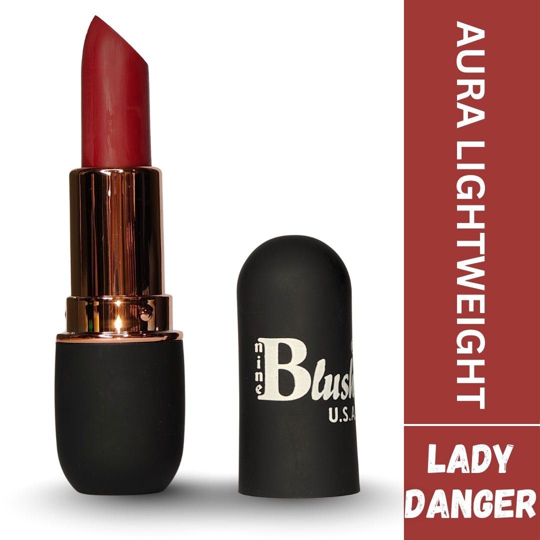 AURA LIGHTWEIGHT MATTE LIPSTICK - Nine Blush